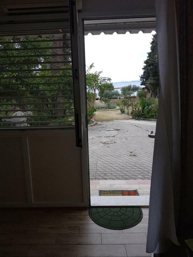 Apartment Lju On The Beach Split Exterior foto